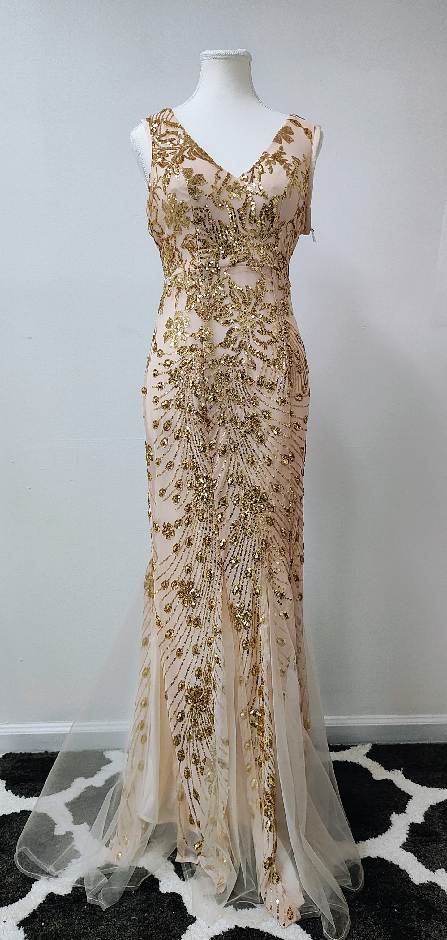 Nude gold sequin prom dress