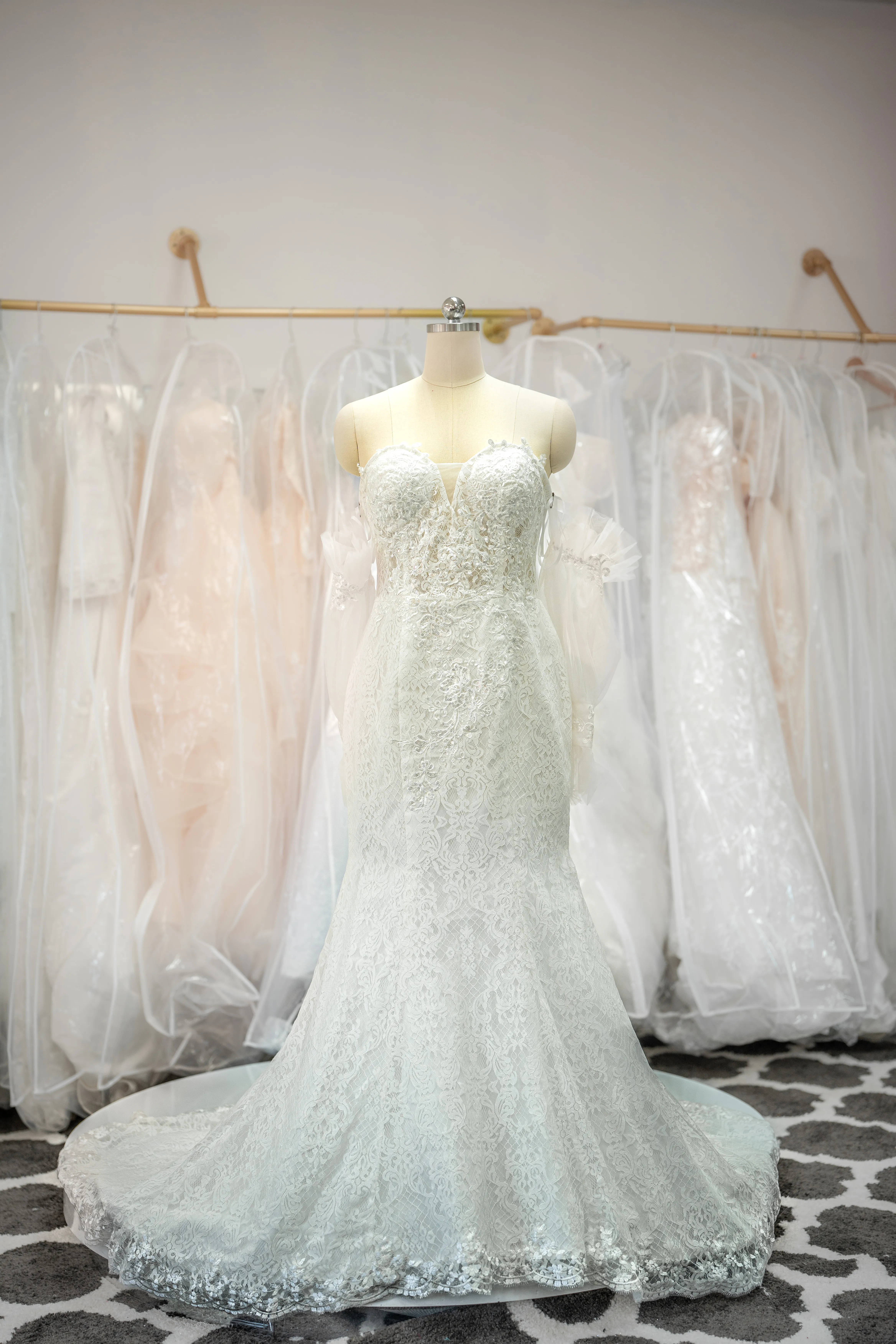 White lace mermaid gown